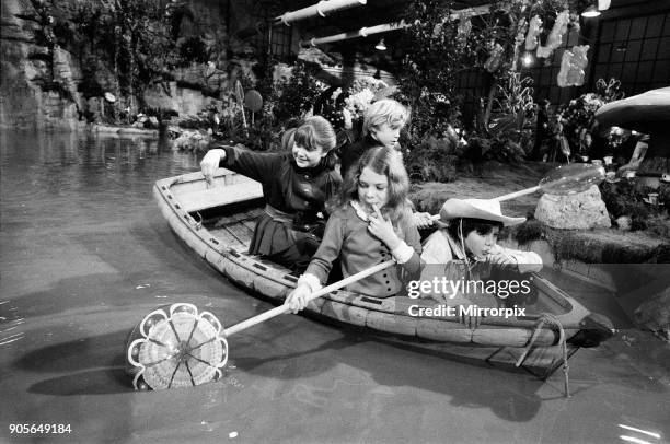 The chocolate room of candy-maker supreme, Willy Wonka, may go down in screen history as not only one of the most impressive studio sets ever...