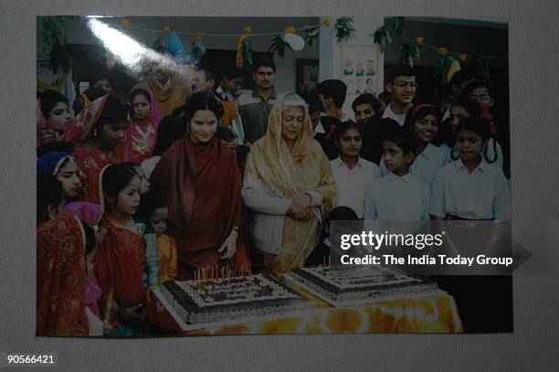 Old Photofraphs of HH Maharani Gayatri Devi with Princess Mom Rajawongse Priyanandana Rangsit of the Royal Family Thailand the Rani of late Maharaj...