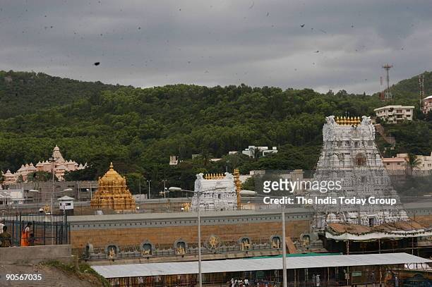 544 Tirupati Photos and Premium High Res Pictures - Getty Images