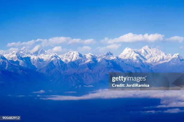 everest - jordiramisa stock pictures, royalty-free photos & images