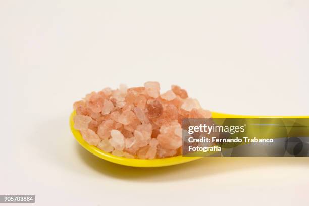 himalayan salt - sal de la higuera fotografías e imágenes de stock