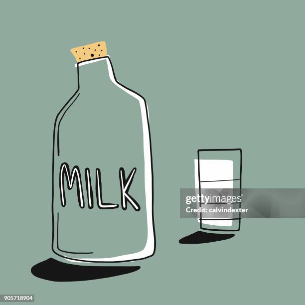 illustrations, cliparts, dessins animés et icônes de lait dans une bouteille en verre et verre à boire - lait d'amande