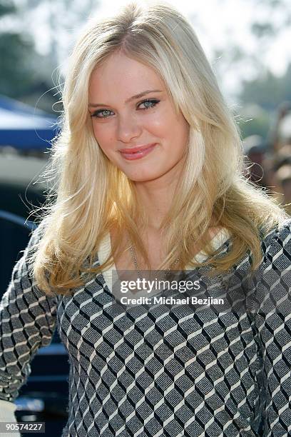 Actress Sara Paxton arrives at the 61st Annual Mother Goose Parade on November 18, 2007 in El Cojon, California.