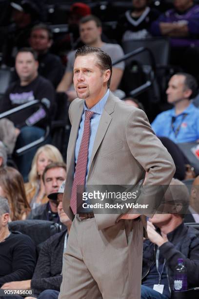 Head coach Dave Joerger of the Sacramento Kings coaches against the San Antonio Spurs on January 8, 2018 at Golden 1 Center in Sacramento,...