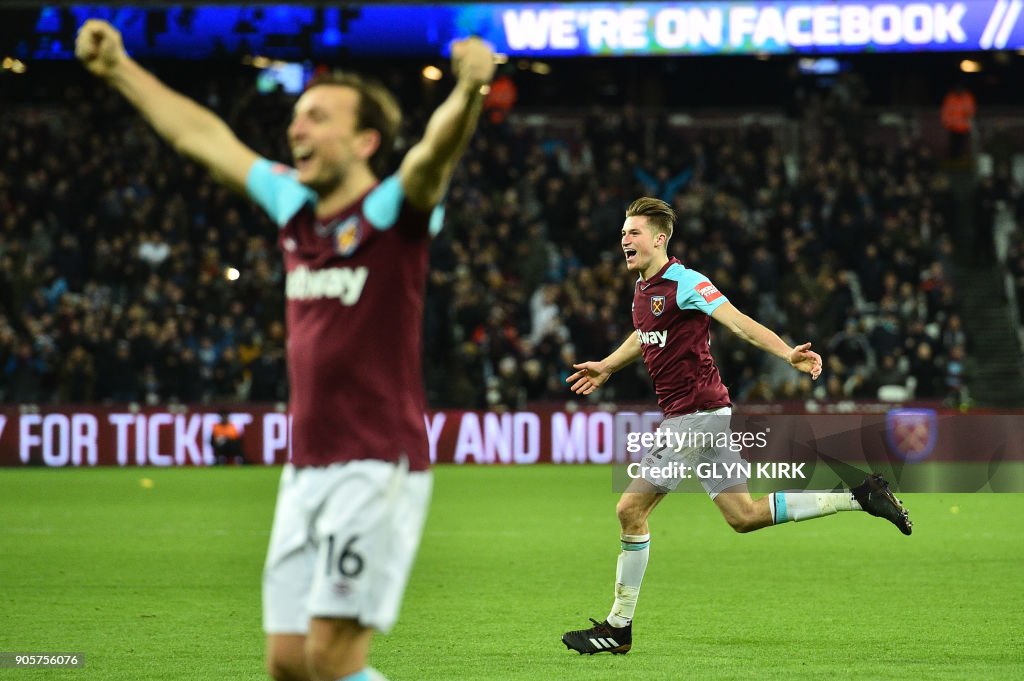 FBL-ENG-FACUP-WEST HAM-SHREWSBURY