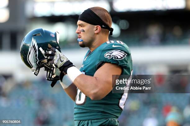Trey Burton of the Philadelphia Eagles prepares to take on the Atlanta Falcons during the NFC Divisional Playoff game game at Lincoln Financial Field...