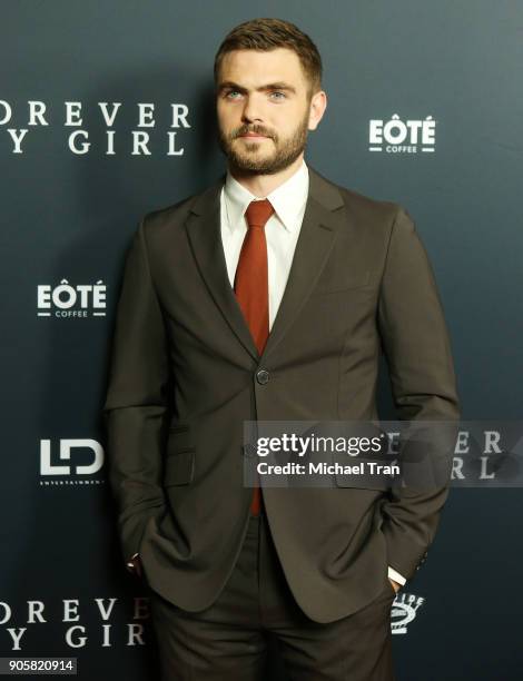 Alex Roe Torso 847 Alex Tran Stock Photos, High-Res Pictures, and Images - Getty Images