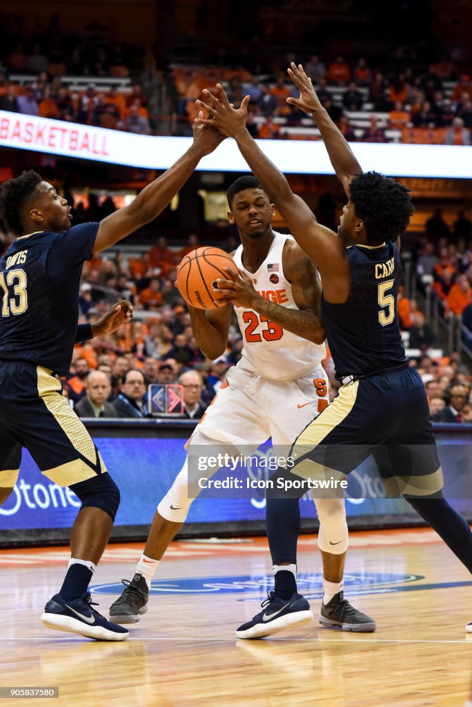 COLLEGE BASKETBALL: JAN 16 Pitt at Syracuse