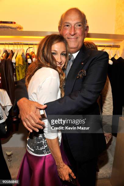 Sarah Jessica Parker and Oscar de la Renta attend the Oscar de la Renta Fashion's Night Out party at the Oscar de la Renta Boutique on September 10,...