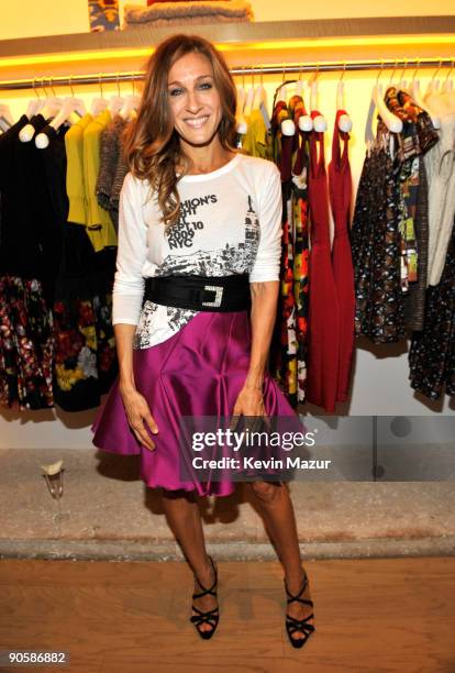 Sarah Jessica Parker attends the Oscar de la Renta Fashion's Night Out party at the Oscar de la Renta Boutique on September 10, 2009 in New York City.