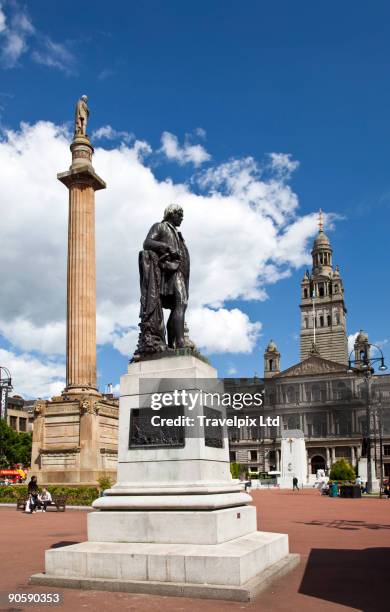 george square and city chambers - glasgow george square stock pictures, royalty-free photos & images
