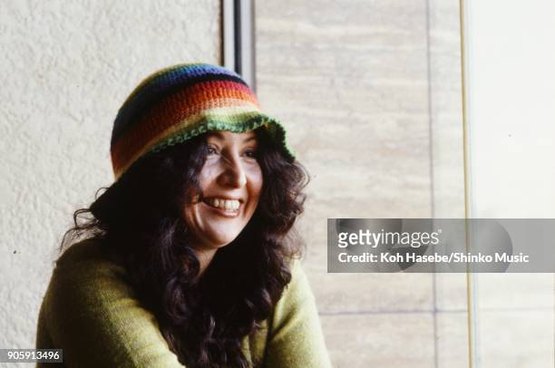 Maria Muldaur interviewed by Music Life magazine at a coffee shop, March 1978, Tokyo, Japan.