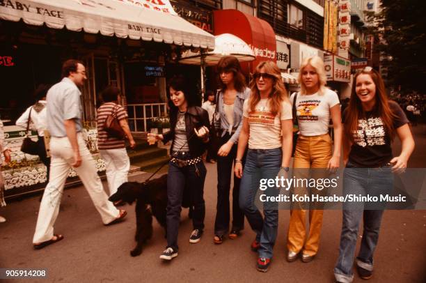 The Runaways on Takesita street Harajyuku, June 1977, Tokyo, Japan. Cherie Currie, Joan Jett, Lita Ford, Jackie Fox, Sandy West.