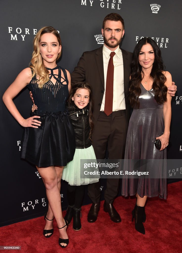 Alex Roe Children Actors Jessica Rothe, Abby Ryder Fortson, Alex Roe and director... News ...