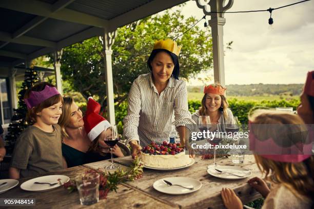 それは良いデザートがなければ食事ではないです。 - christmas australia ストックフォトと画像