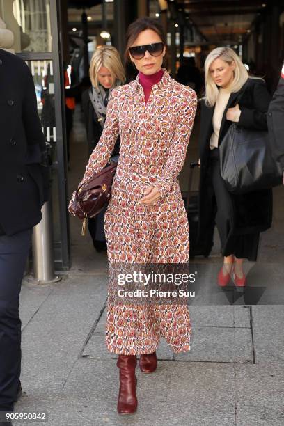 Victoria Beckham arrives at the Gare du Nord on January 17, 2018 in Paris, France.