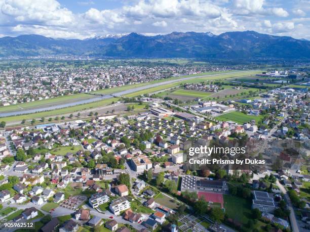 Aerial views of the municipalities of Au and Lustenau.