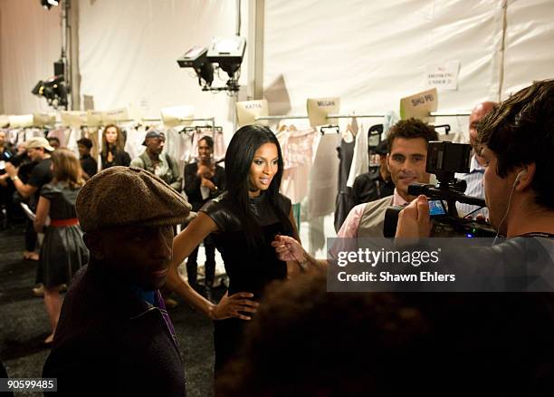 Singer Ciara attends the Tory Burch celebration of Fashion's Night Out at Tory Burch Boutique on September 10, 2009 in New York City.