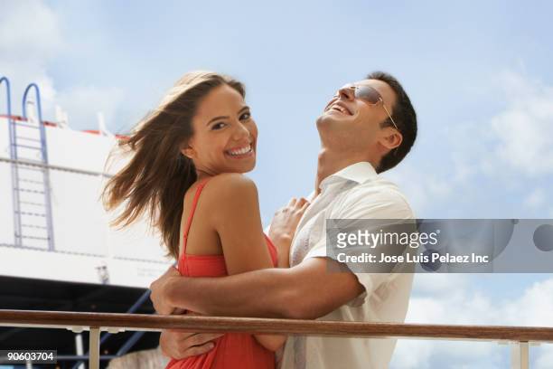 couple on cruise ship - couple on cruise ship stock pictures, royalty-free photos & images