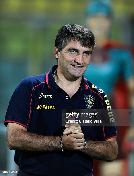 Lecce Head Coach Luigi De Canio during the Serie B match between Modena and Lecce at Alberto Braglia Stadium on September 11, 2009 in Modena, Italy.