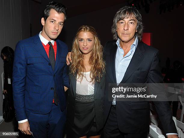 Laurence Ronson Photos and Premium High Res Pictures - Getty Images