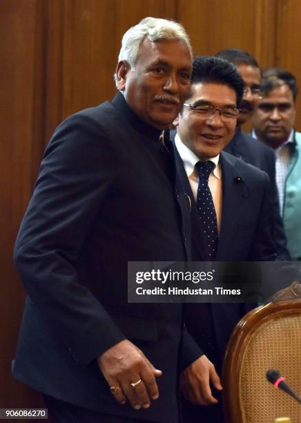 Delhi assembly speaker Ram Niwas Goel with Higuchi Akira, chairman of Fukuoka Prefectural assembly during winter session at Vidhan Sabha on January...