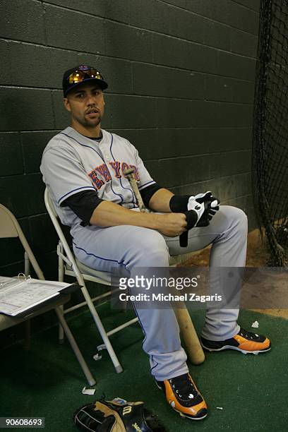 Carlos Beltran of the New York Mets in the batting cage prior to the game against the San Francisco Giants at AT&T Park on May 16, 2009 in San...