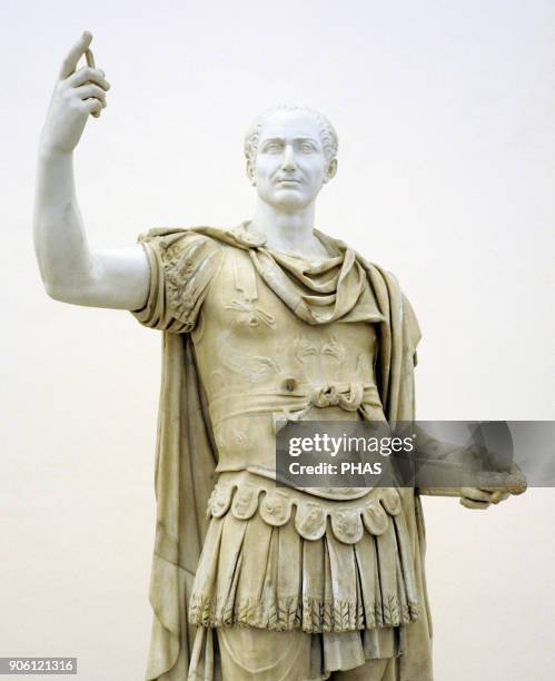 Italian Ruler Caesar 701 Caesar Head Stock Photos, High-Res Pictures, and Images - Getty Images