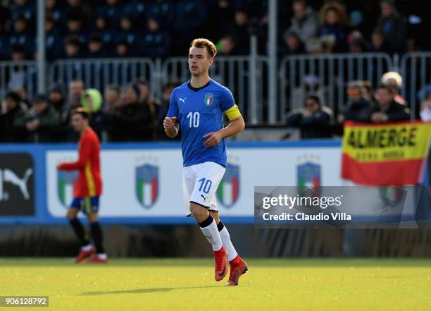 Alessio Riccardi of Italy in action during the U17 International Friendly match between Italy and Spain at Juventus Center Vinovo on January 17, 2018...