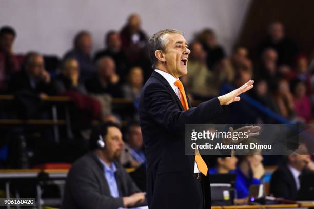 Pierre Vincent Coach of Schio during the Women's Euroleague match between Lattes Montpellier and Schio on January 17, 2018 in Montpellier, France.