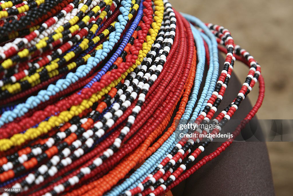 African collana con perline