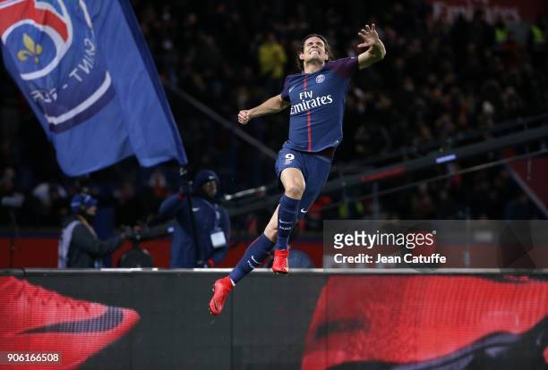 Edinson Cavani of PSG celebrates his goal, tying the PSG record of Zlatan Ibrahimovic during the French Ligue 1 match between Paris Saint Germain and...