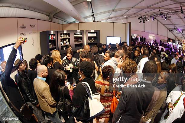 Gerneral view of atmosphere during Mercedes-Benz Fashion Week at Bryant Park on September 11, 2009 in New York, New York.