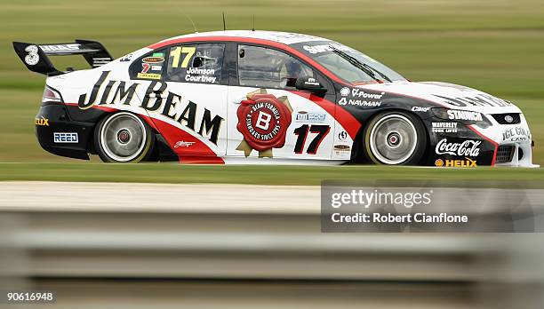 Supercars Round 12 Practice Photos and Premium High Res Pictures ...