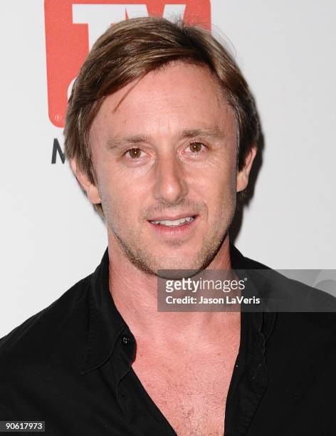 Actor Jake Weber attends the CBS fall preview party presented by TV Guide at The Paley Center for Media on September 11, 2009 in Beverly Hills,...