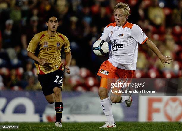 Mitch Nichols of the Roar controls the ball during the round six A-League match between the Newcastle Jets and the Brisbane Roar at EnergyAustralia...