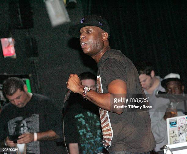 Hip hop artist Talib Kweli performs at the Key Club during Day 2 of the 2nd Annual Sunset Strip Music Festival on September 11, 2009 in Los Angeles,...