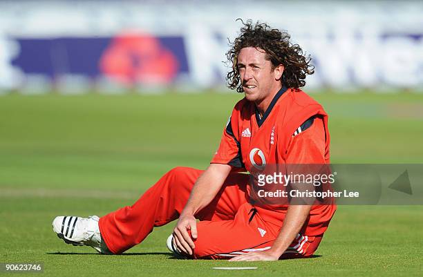 Ryan Sidebottom of England watches the ball run to the boundary during the 4th NatWest One Day International between England and Australia at Lord's...
