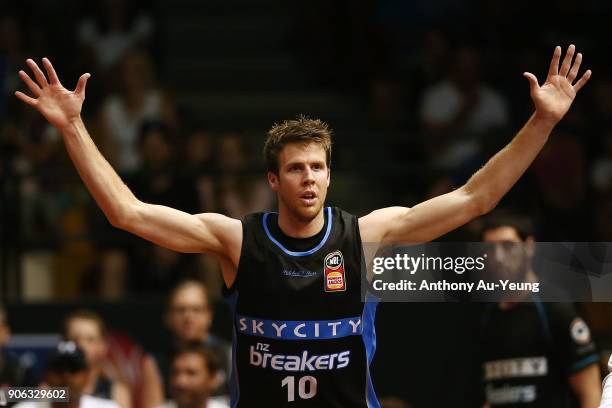 Tom Abercrombie of the Breakers reacts during the round 16 NBL match between the New Zealand Breakers and Melbourne United at North Shore Events...