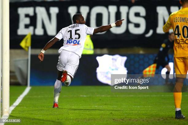 Moussa of Amiens celebrate his goal during the Ligue 1 match between Amiens SC and Montpellier Herault SC at Stade de la Licorne on January 17, 2018...