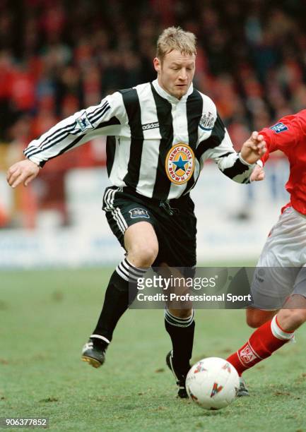 David Batty of Newcastle United in action during the FA Cup 3rd Round tie between Charlton Athletic and Newcastle United at The Valley on January 5,...