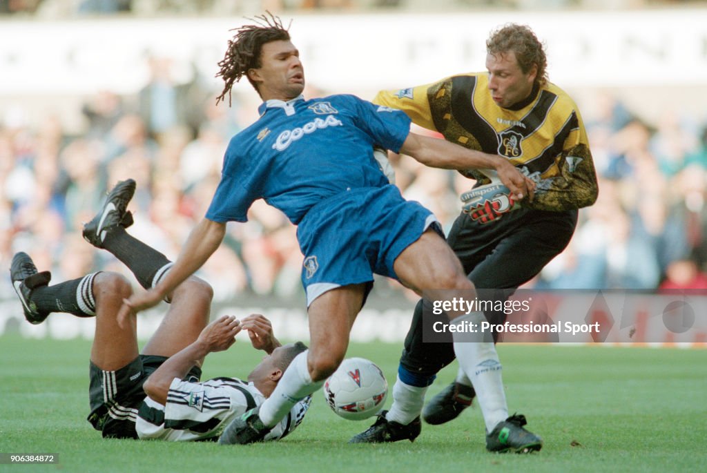 Newcastle United v Chelsea - FA Carling Premiership