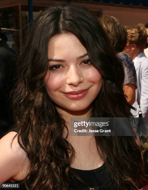 Actress Miranda Cosgrove arrives on the red carpet at the Los Angeles premiere of "Cloudy With A Chance Of Meatballs" at the Mann Village Theatre on...