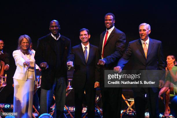 Inductees C. Vivian Stringer, Michael Jordan, John Stockton, David Robinson and Jerry Sloan are honored during the Basketball Hall of Fame Class of...