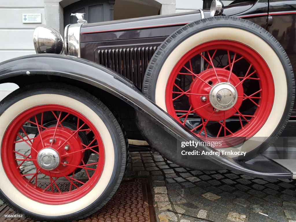 Old timer car