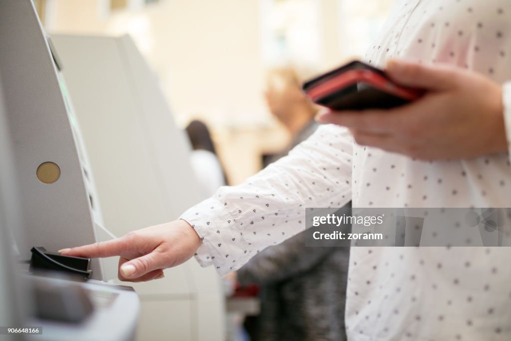 Fingeravtrycksigenkänning på ATM