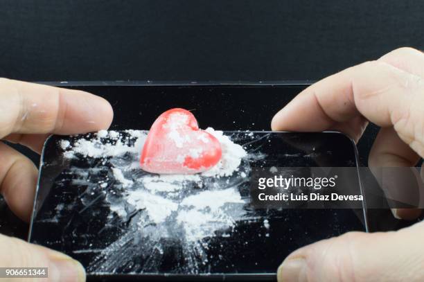use the smart phone screen for drug abuse - snorted stock pictures, royalty-free photos & images
