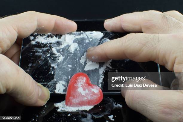 use the smart phone screen for drug abuse - snorted stock pictures, royalty-free photos & images