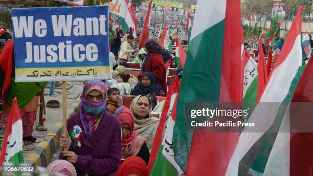 Pakistan Awami Tehreek Photos and Premium High Res Pictures - Getty Images