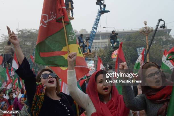 Pakistan Awami Tehreek Photos and Premium High Res Pictures - Getty Images